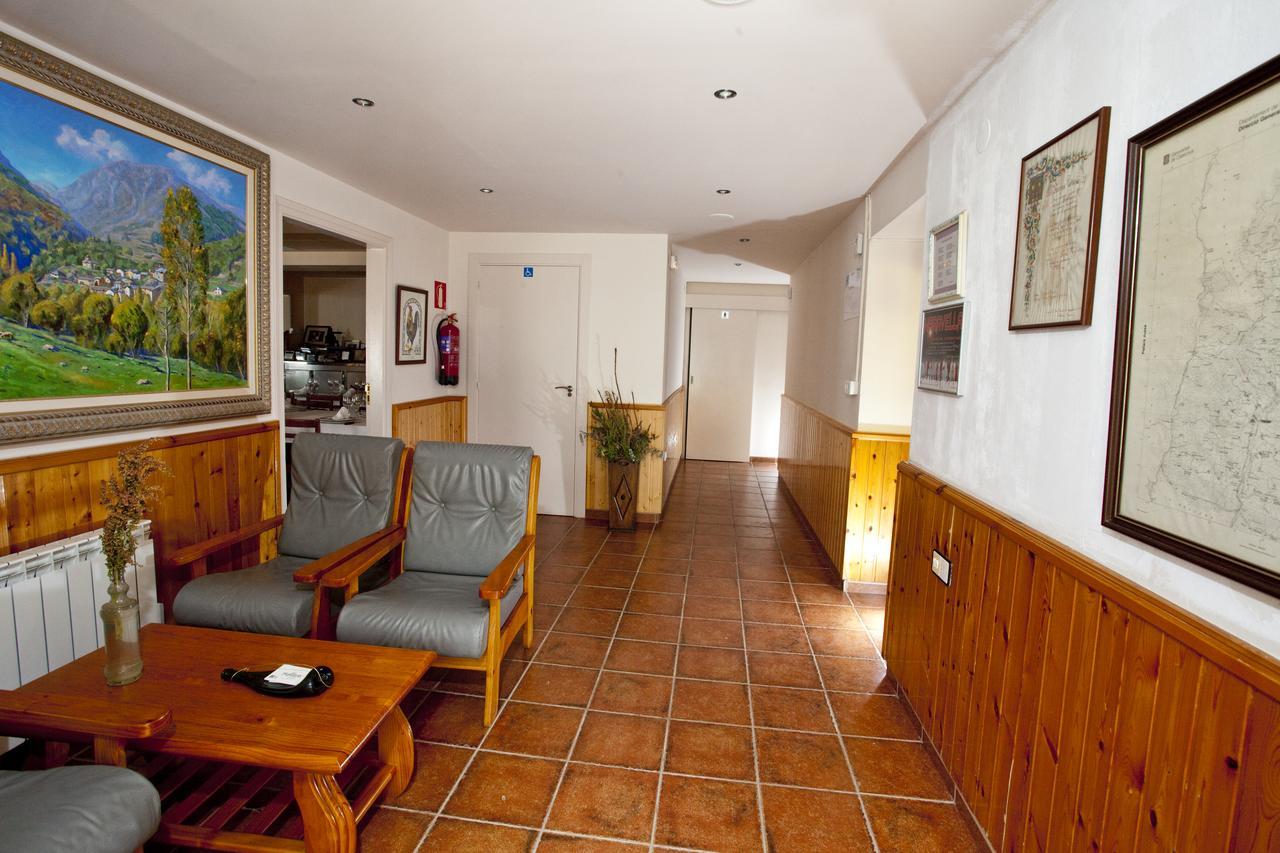 Hotel Montseny Espuy Екстериор снимка