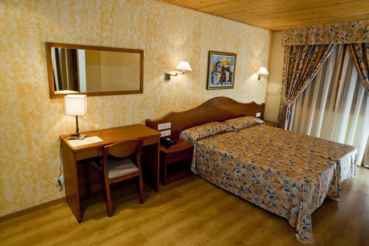 Hotel Montseny Espuy Екстериор снимка