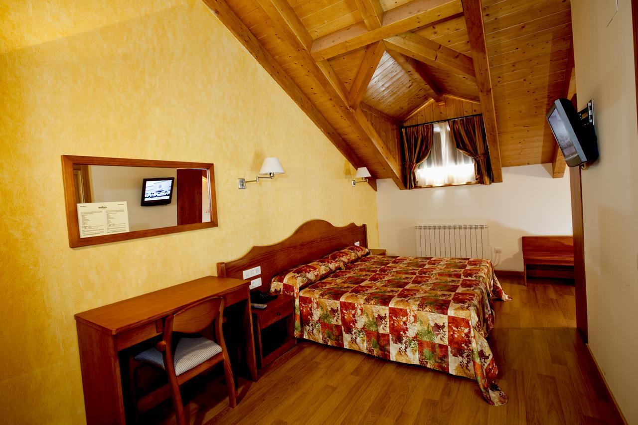 Hotel Montseny Espuy Екстериор снимка